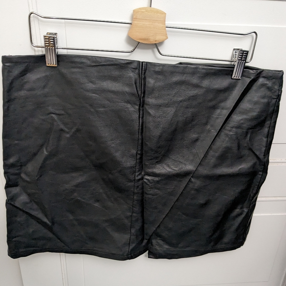SALE Rue 21 skirt - Picture 5 of 5